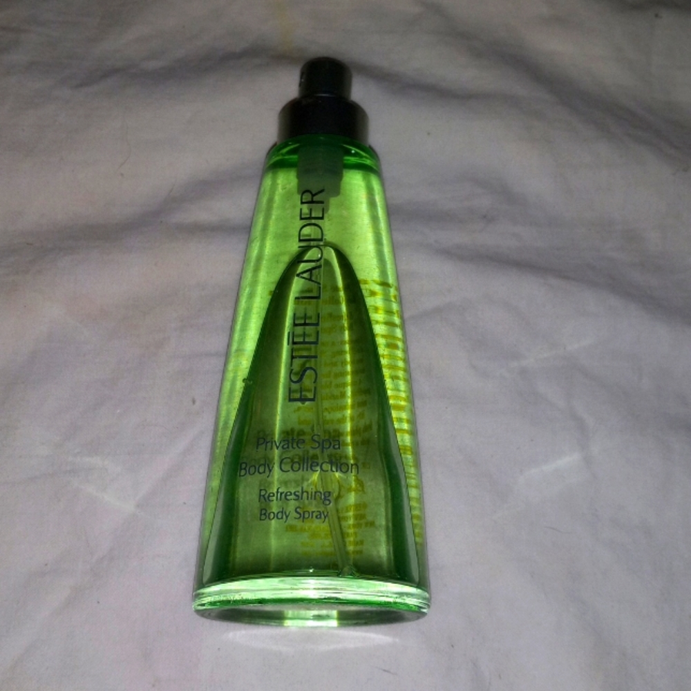 Estee Lauder body spray